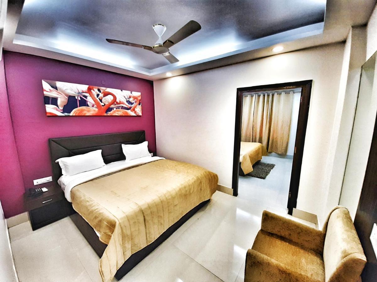Hotel Aerocity Purple Orchid Neu-Delhi Exterior foto